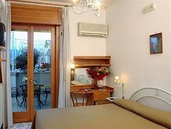 Amleto Ξενοδοχείο 4*